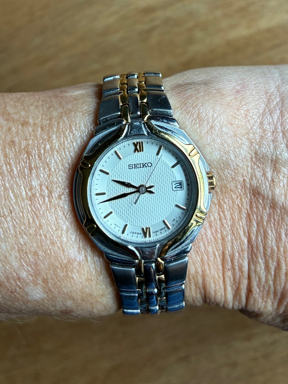 Seiko women’s watch 160946 in good condition